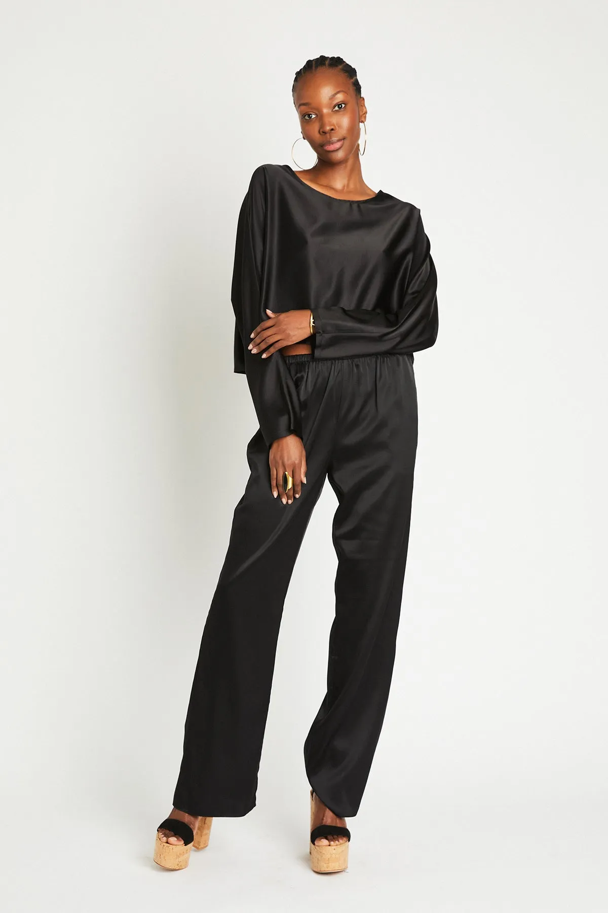   Beryll Sierra Silk Long Sleeve Cropped Top | Black