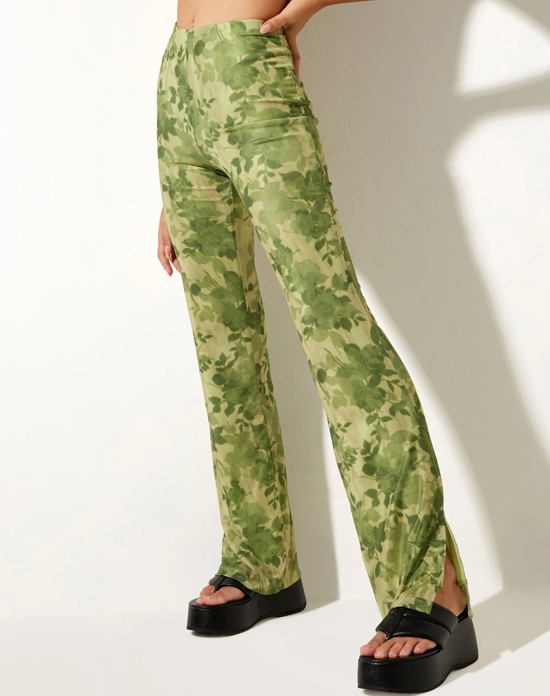 Heny Flare Trouser in Blurred Floral