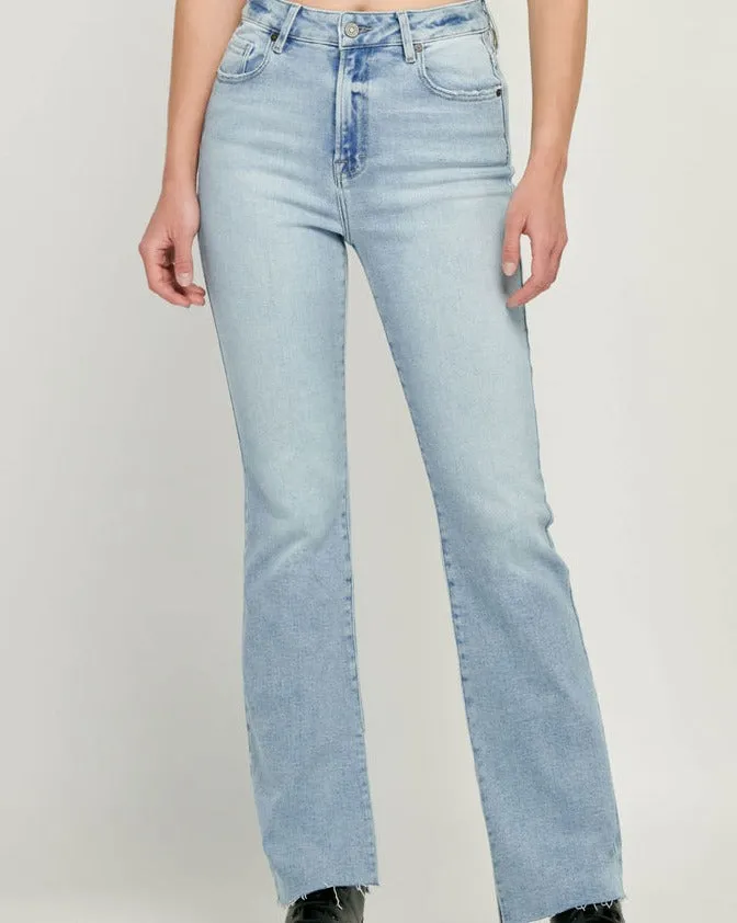 RYAN LIGHT WASH CLEAN SIDE SLIT BOOTCUT