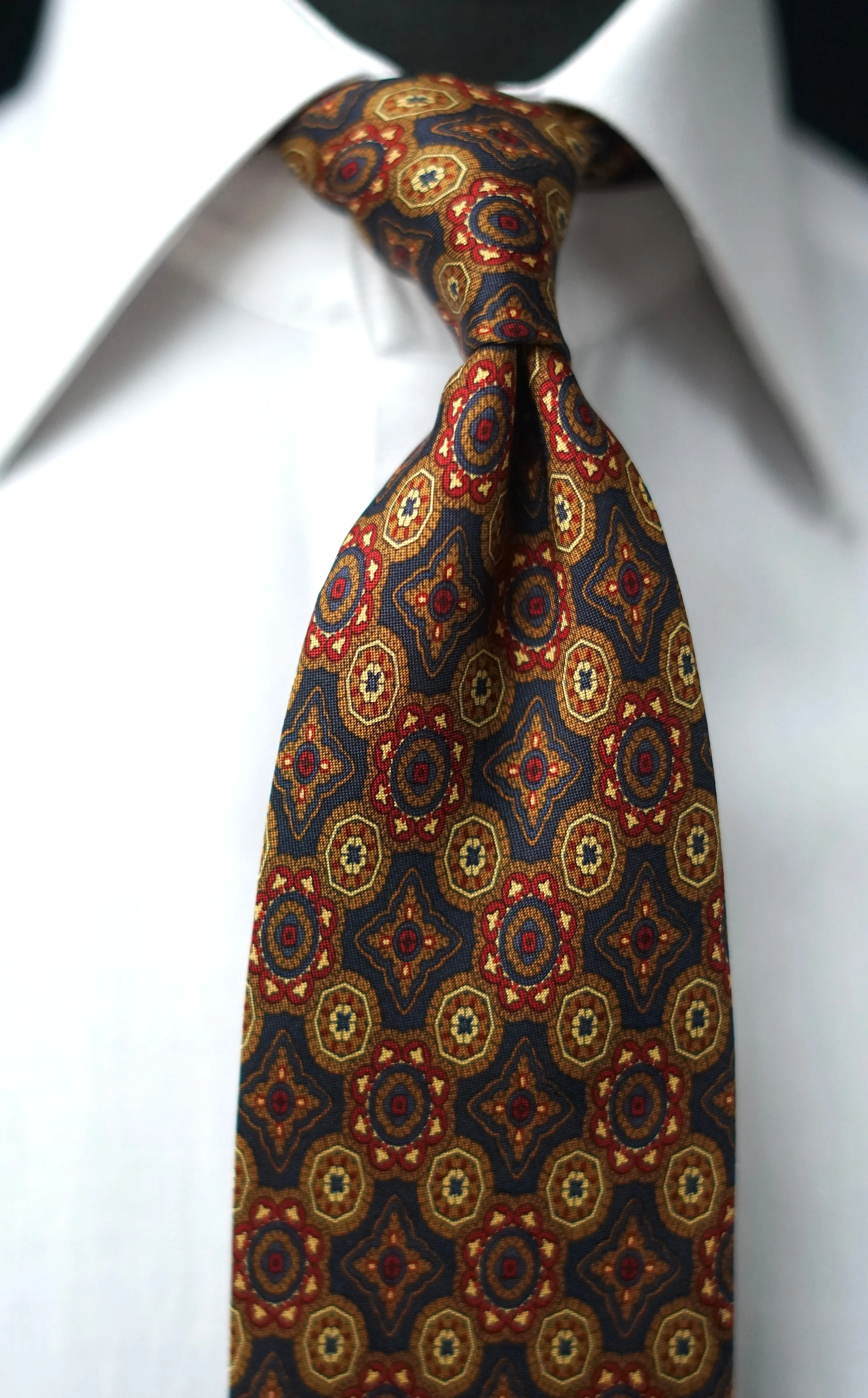 Strelizia Vintage Tie