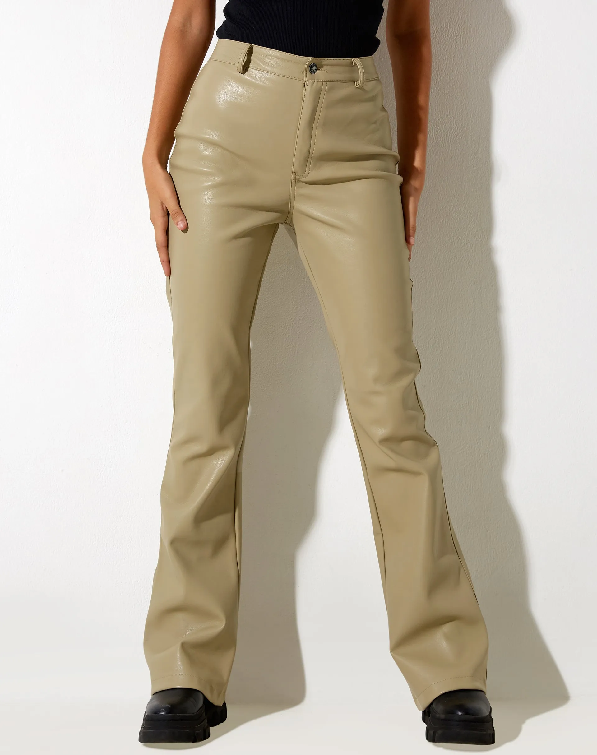 Zoven Flare Trouser in Pu Sage