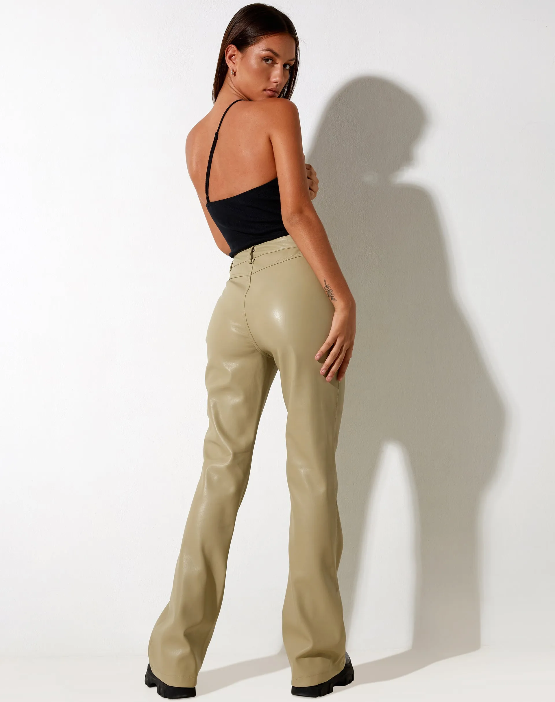 Zoven Flare Trouser in Pu Sage